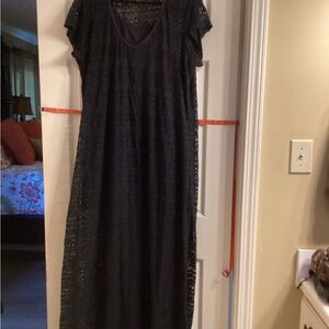 Chic Black Lace Maxi Dress